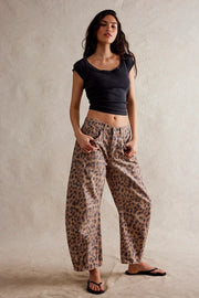Billie Relaxed Jeans | Wide leg high-waist streetwear