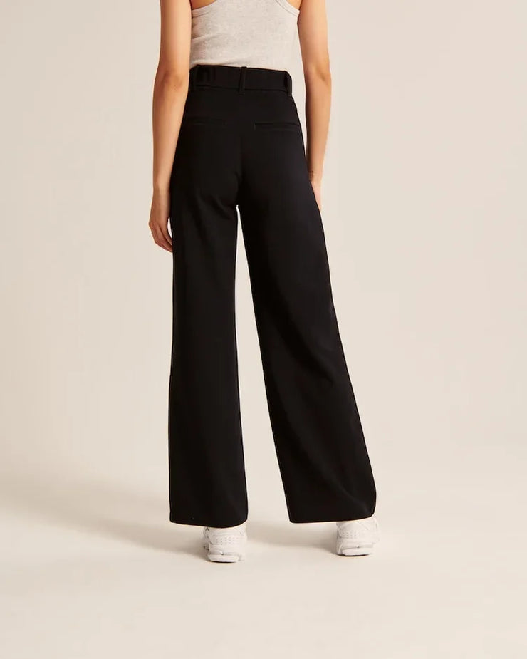 Urban Chic Wide-Leg Pants | Effortless Smart Casual