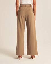 Urban Chic Wide-Leg Pants | Effortless Smart Casual
