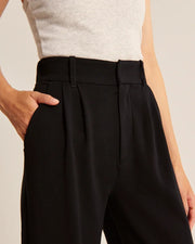 Urban Chic Wide-Leg Pants | Effortless Smart Casual