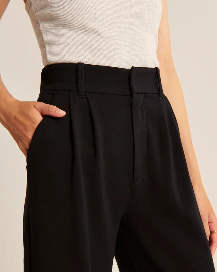 Urban Chic Wide-Leg Pants | Effortless Smart Casual